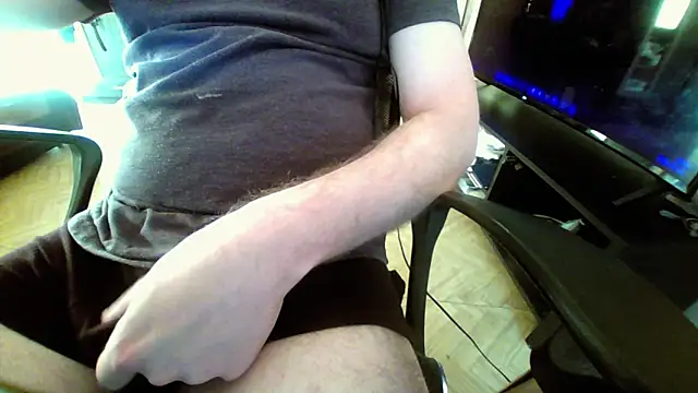 berlover1 online show from May 2026 02:38:01 PM