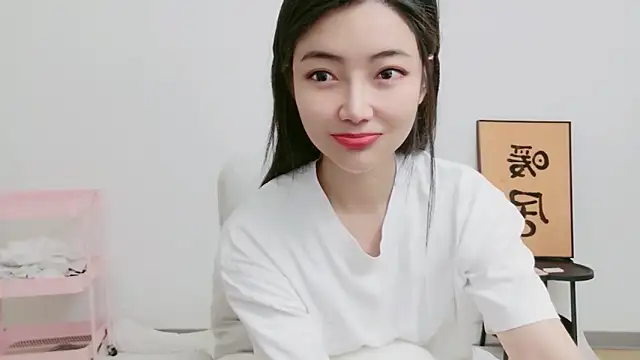 woxiangjinjin030 online show from May 2026 06:54:01 AM