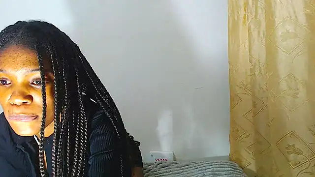 Snapshot of PetiteBarbie_05 chatting on May 2026 10:14:02 PM PetiteBarbie 05 online show from May 2026 10:14:02 PM