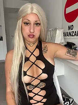 jazzsugarr online show from May 2026 07:01:01 PM