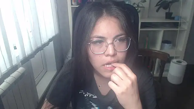 Snapshot of Anda_here chatting on June 2026 04:33:02 AM Anda here online show from June 2026 04:33:02 AM
