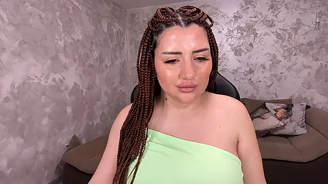 SophiePale online show from February 2025 10:34:01 AM