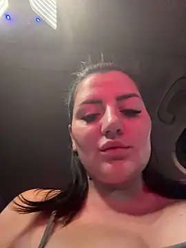 SophiePale online show from November 2025 07:29:02 PM