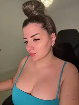 SophiePale online show from June 2026 10:27:02 AM