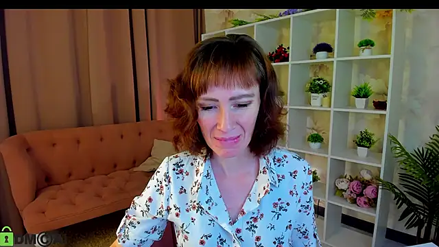 gracekellyyy online show from June 2026 04:21:02 AM