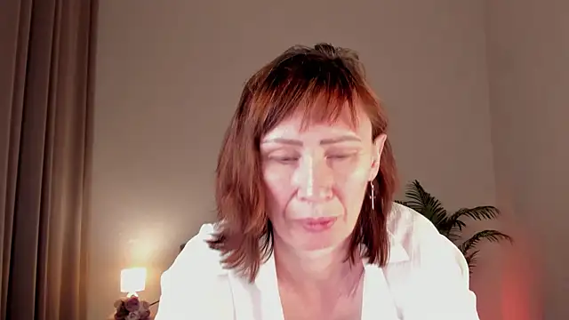 gracekellyyy online show from May 2026 08:43:02 AM