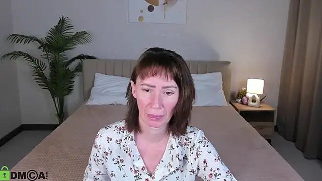 gracekellyyy online show from May 2026 04:43:01 AM