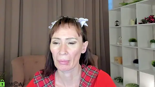 gracekellyyy online show from June 2026 04:28:02 PM