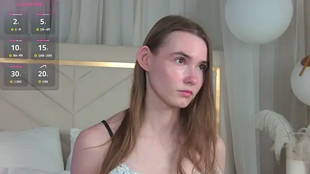 LillianYoung online show from May 2026 09:31:02 AM