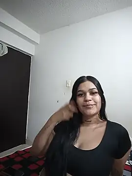 Snapshot of MamiRica25 chatting on June 2026 10:04:01 PM MamiRica25 online show from June 2026 10:04:01 PM