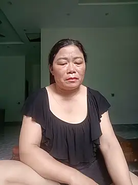 -Lytina- online show from May 2026 01:56:01 AM