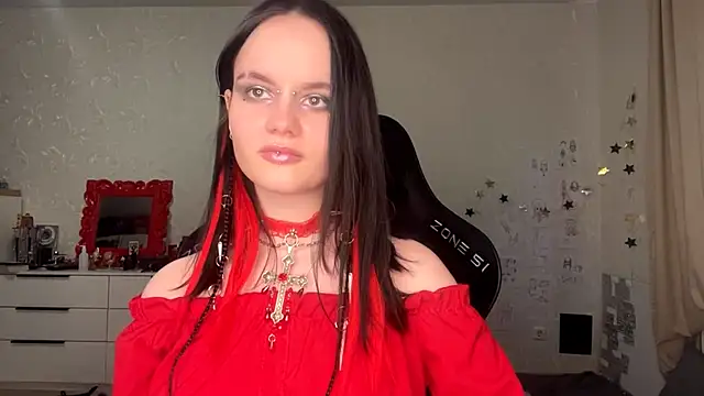Tailor Kayka online show from May 2026 03:37:02 PM