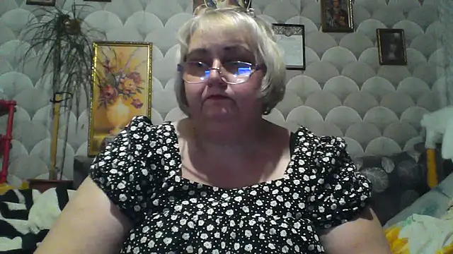 MarinaFarina53 online show from June 2026 08:52:01 PM