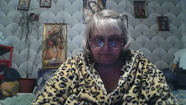 MarinaFarina53 online show from May 2026 08:50:01 PM