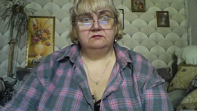 MarinaFarina53 online show from June 2026 08:13:01 AM