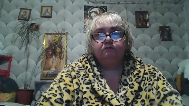 MarinaFarina53 online show from May 2026 04:58:01 PM