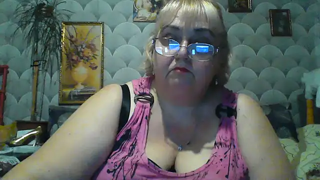 MarinaFarina53 online show from June 2026 05:55:01 PM