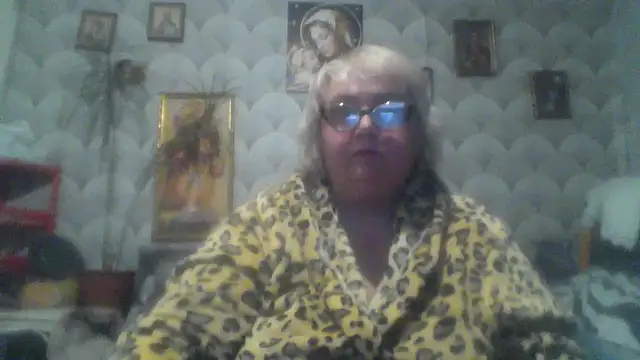 MarinaFarina53 online show from May 2026 05:46:01 PM
