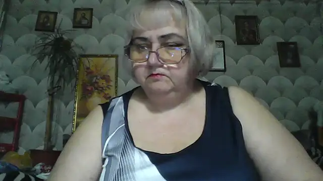 MarinaFarina53 online show from May 2026 06:30:02 AM