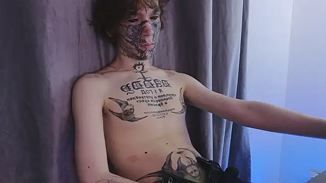 Snapshot of Emo___boy chatting on June 2026 09:30:01 PM Emo boy online show from June 2026 09:30:01 PM