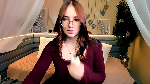 Snapshot of Maya_Winters chatting on May 2026 10:35:02 AM Maya Winters online show from May 2026 10:35:02 AM