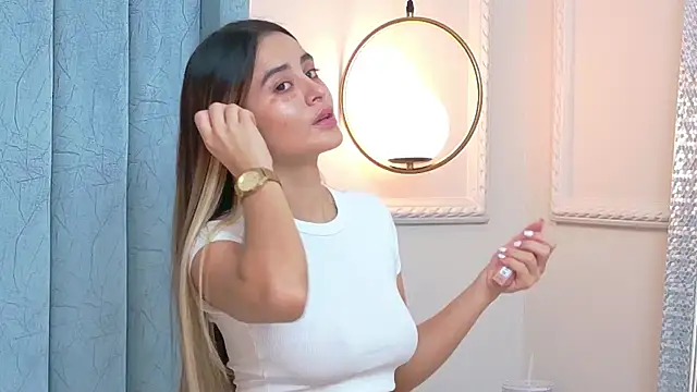 Snapshot of Serena-Virelli chatting on June 2026 08:24:01 AM Serena-Virelli online show from June 2026 08:24:01 AM