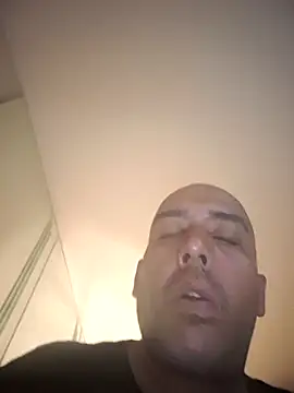 Mikeyjoe2840 online show from May 2026 01:36:01 PM