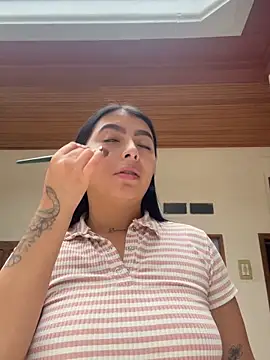 Nina vell online show from May 2026 02:12:02 PM