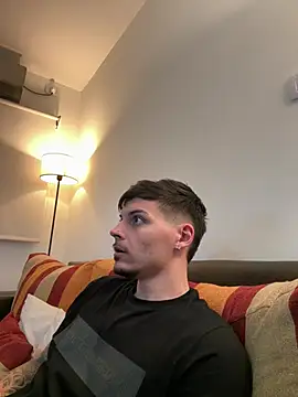 lautydiaz98 online show from July 2026 09:56:01 PM