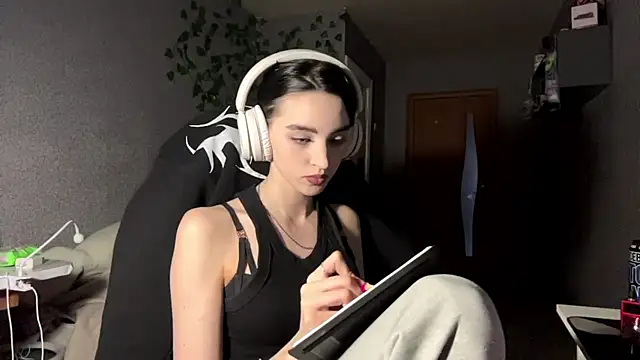 NightFoxxx online show from May 2026 10:14:02 AM