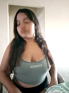 Daniela-Peruana online show from May 2026 11:30:02 PM