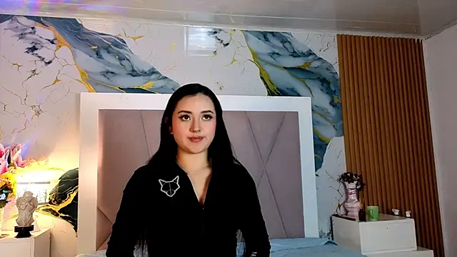 MiiaRousse  online show from June 2026 07:55:01 PM