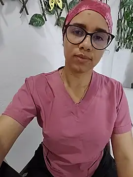 alanahot94 online show from June 2026 04:16:02 PM
