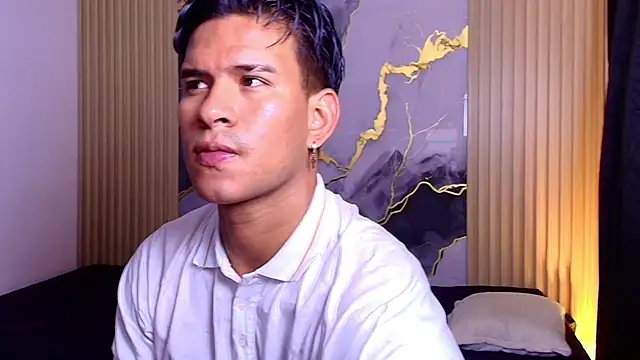 JacobWolf   online show from May 2026 06:47:01 PM