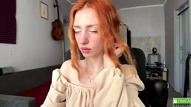 AliceServanica online show from May 2026 07:52:01 AM