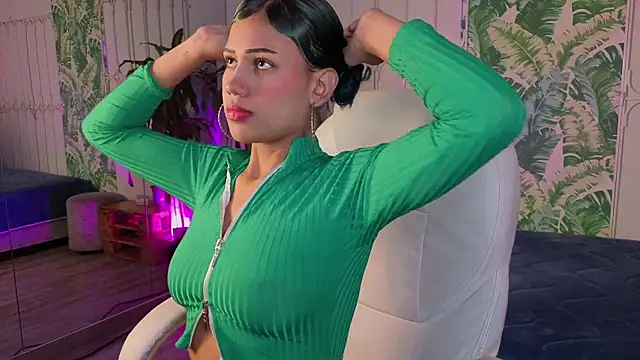 Snapshot of baby_julieta00 chatting on May 2026 03:30:01 AM baby julieta00 online show from May 2026 03:30:01 AM