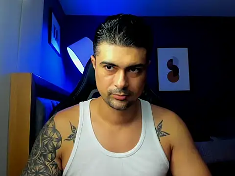 Snapshot of ZEI-001 chatting on May 2026 01:35:02 AM ZEI-001 online show from May 2026 01:35:02 AM