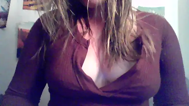Samiloveee online show from May 2026 03:21:01 AM