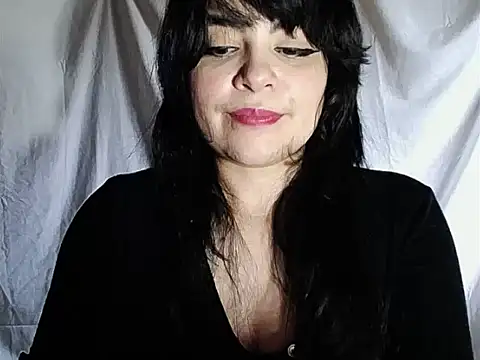 DarkRoseUwU online show from June 2026 09:19:01 PM