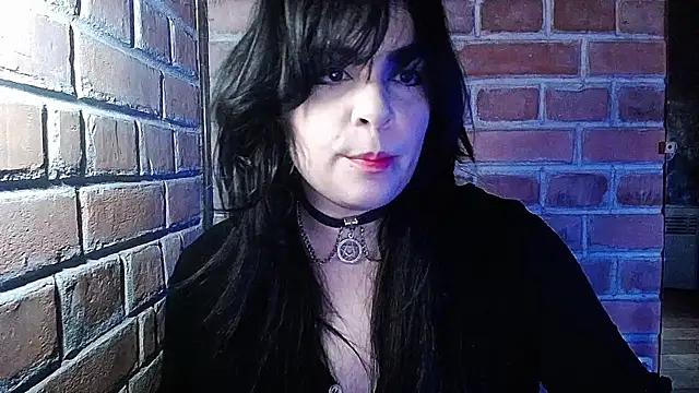 DarkRoseUwU online show from July 2026 09:25:01 PM
