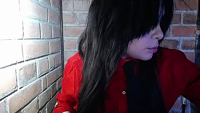 DarkRoseUwU online show from July 2026 09:37:01 PM