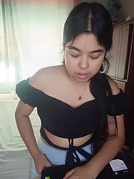 Snapshot of MiiaHott_W chatting on June 2026 01:43:02 PM MiiaHott W online show from June 2026 01:43:02 PM