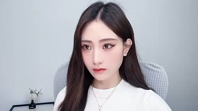  222Mia online show from May 2026 02:53:01 AM