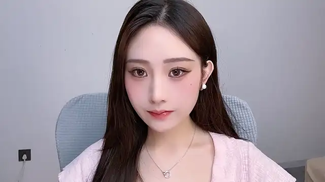  222Mia online show from May 2026 02:28:02 AM