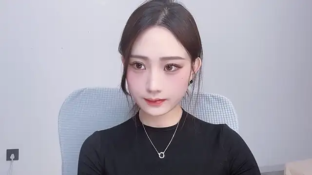 222Mia online show from May 2026 02:52:02 AM