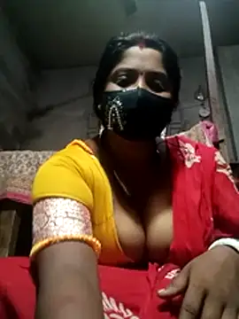 Snapshot of Miss-poly chatting on July 2026 05:19:01 AM Miss-poly online show from July 2026 05:19:01 AM