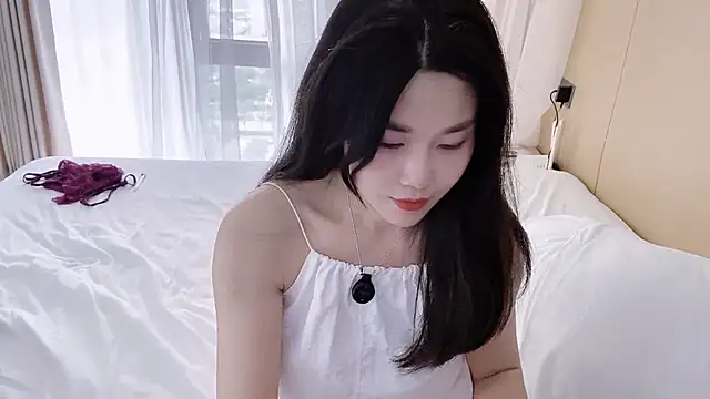 Emma qiqi online show from May 2026 02:19:01 AM