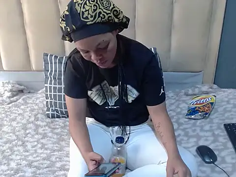 Beeslutff online show from May 2026 01:10:02 PM