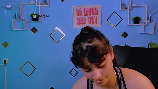shadow kiss  online show from July 2026 07:32:02 PM