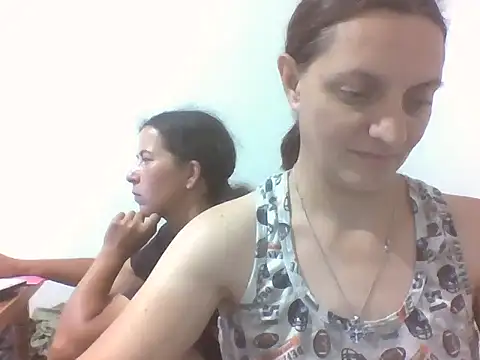 Kimmy Webb online show from June 2026 06:29:01 PM